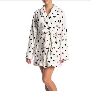 PJ Salvage “All The Love” Heart Prints Plush Robe Sz L